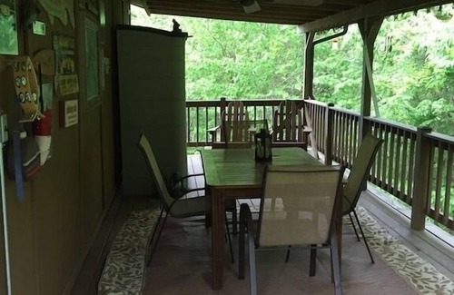 Byrdstown Cabina | The Bear's Den/Dale Hollow Lake/Eagle Cove/Star Pointe