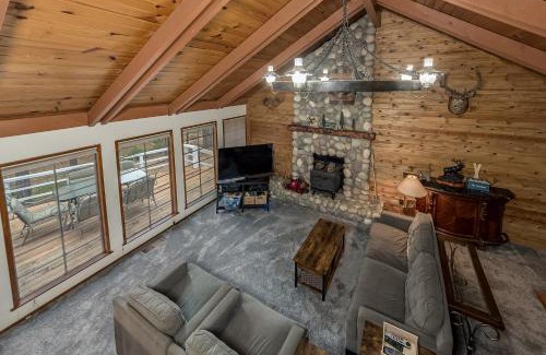 Arnold Casa | The Bears Bungalow