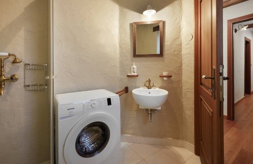 Prkacini Casa | The beautiful rustic Casa Nina with swimming pool is set in Central Istria.