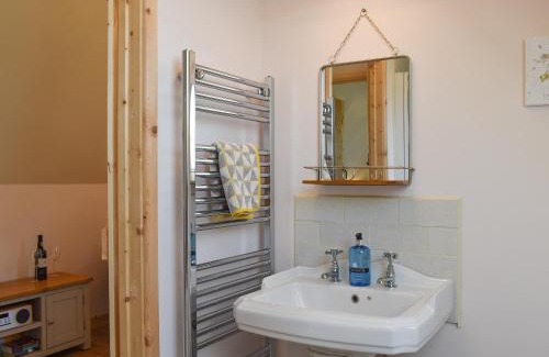 Chard Casa | The Bee Hive