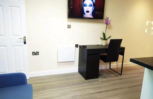 Headington Apartamento | The Beech Flat - Self contained one bedroom flat with parking