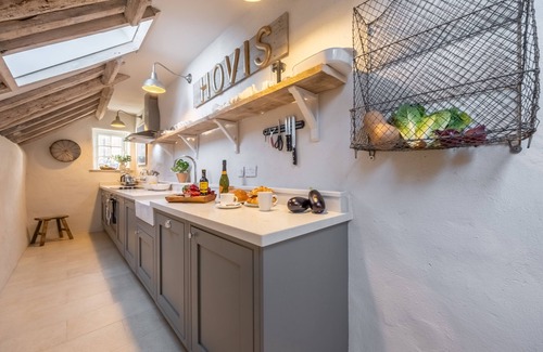 Barney Cabaña | The Beekeeper's Cottage, Barney, Norfolk