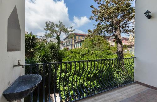 Historical Center Cama Y Desayuno | The Bellini House by House In Naples
