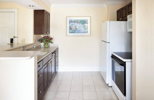 South Rehoboth Hotel | The Bellmoor Inn & Spa