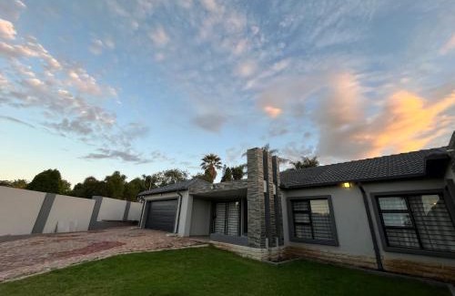 Edenvale Apartamento | The Benjamin Accomodation