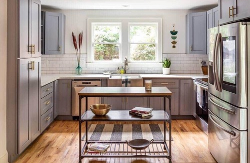 Cabbagetown Casa | This house is a 3 bedroom(s), 3.5 bathrooms, located in Atlanta, GA.