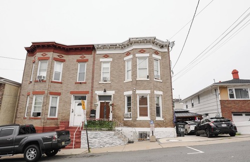 North Bergen Apartamento | The Bergen Nest 2BR