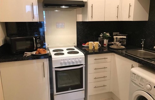 Wrexham Apartamento | The Berwyn - Berwyn House - Central Wrexham - Sleeps Up to 7