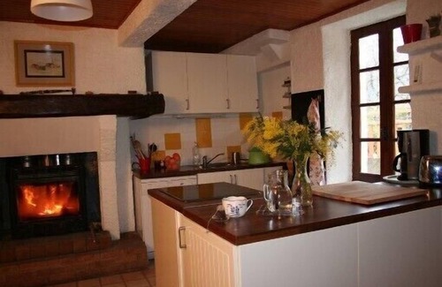 Ferrieres-Poussarou Casa | Casa grande con piscina privada