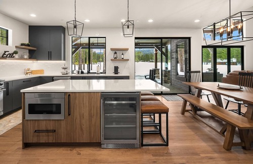 Cle Elum Casa | The BEST Location in Suncadia! Luxury Retreat with a detached Casita!