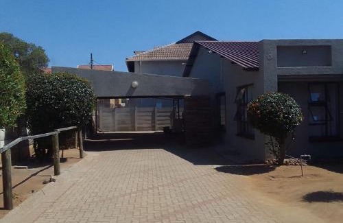 Rustenburg Casa | The Best Moments guesthouse