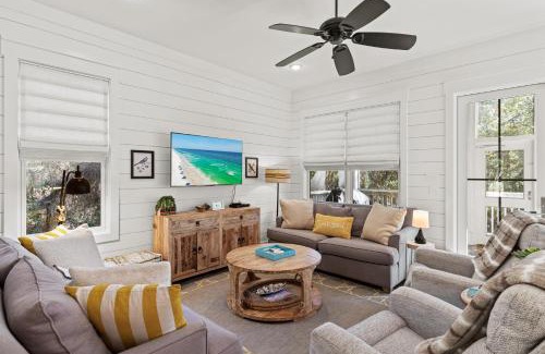 Hammocks of Seagrove Casa | The Best of Both Worlds at Seagrove Serenity