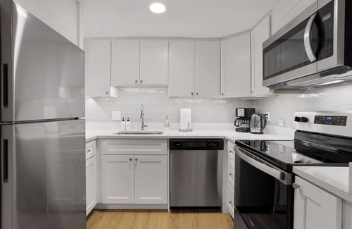 Cardozo Apartamento | The Best of Dupont with Parking and Outdoor Space