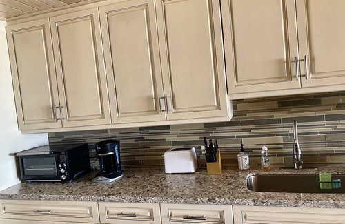 Estate Sion Farm Condominio | THE BEST OF GENTLE WINDS. Luxurious unit overlooking the beach.