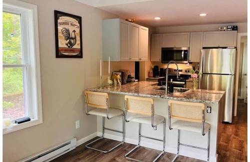 Bethlehem Village Casa | The Bethlem Lake House, Lake Side Relaxation!