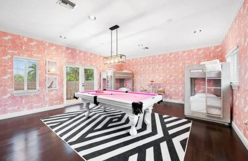 Lake Ridge Casa | The Betty A Glam Getaway in Fort Lauderdale