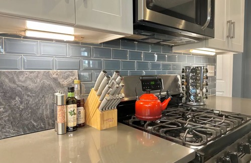 South Hills Casa | The Beverly at Mt. Lebanon by Luxe PGH