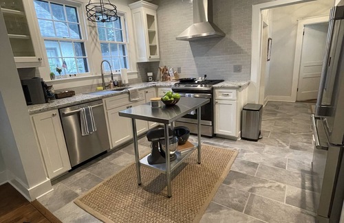 Mid City South Casa | The Beverly- Located in the Heart of Midcity!