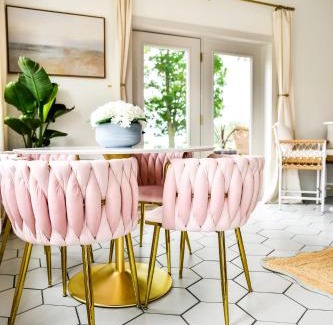 Amanda Casa | The Bidwell Bungalow
