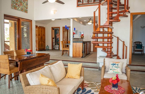 Milton Bight Casa | The Big Beach House.
