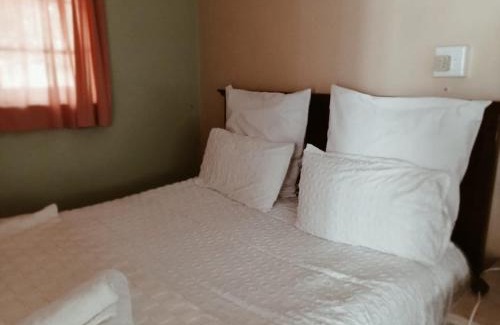 Mooirivier Cama Y Desayuno | The Big Five Bed and breakfast