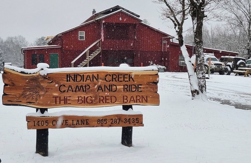 Ashley Oaks Casa | The Big Red Barn Unit #4-Direct Access-150 yards to G-23
