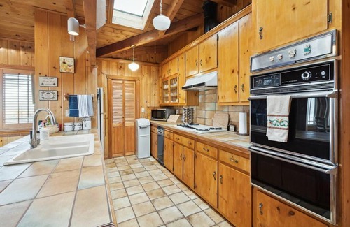 Pearblossom Casa | The Big Sky