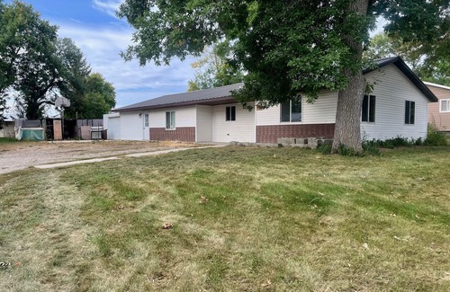 Webster Casa | The Big Slough Lodge