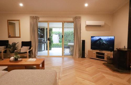 Bright Complejo | The Birch House - Silver Birches Accommodation Bright