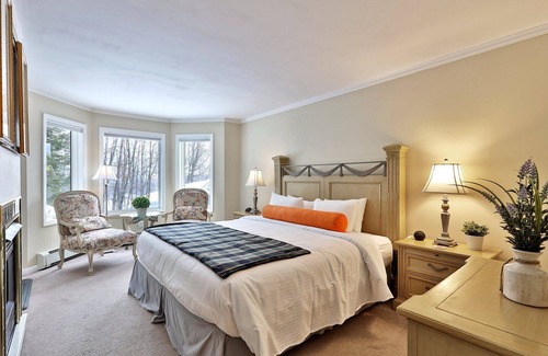 Killington Cabina | The Birch Ridge #8 - European Room, a cozy boutique hotel in the heart of Killington, Vermont.