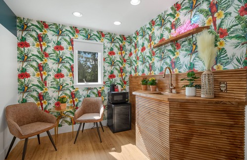 Saratoga Springs Hotel | The Birches Motel