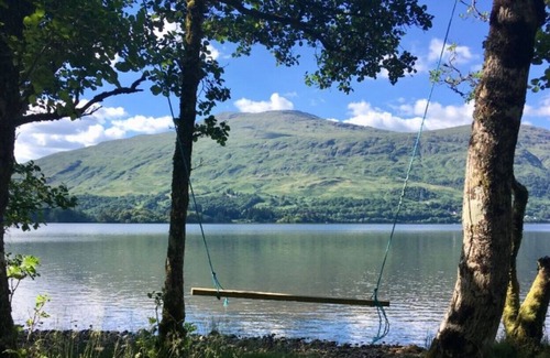 Dalmally Cabina | Cabaña de madera romántica: ubicación espectacular junto al lago, ideal para parejas