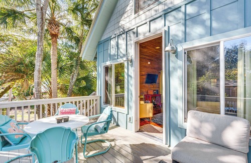 Folly Beach Cabaña | The Bird House Lush Bungalow, Steps From Ocean!