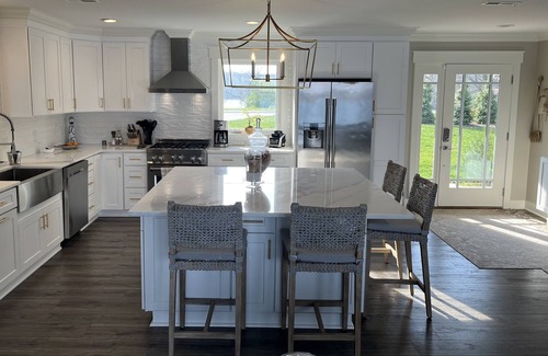 Terrell Casa | The Birdhouse at Lake Norman