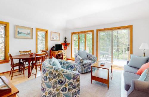 Southwest Harbor Casa | The Birdhouse of Maine