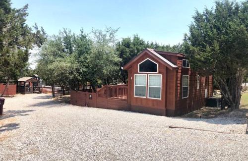 Austin Casa | The Bison Cabin - The Cabins at Rim Rock