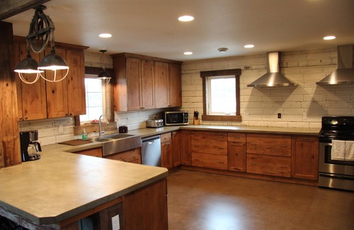 Stutsman County Casa | The Bison Ranch Lodge: rural seclusion on a real, working bison ranch.