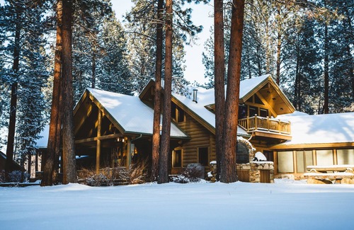 Grantsdale Cabina | The Bitterroot Mile Club Cabin Room on The Bitterroot River