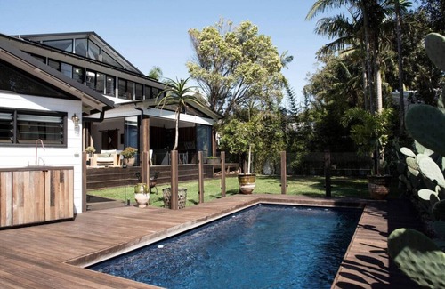 Avalon Beach Casa | The Black Ace Residence | Heated Magnesium Pool