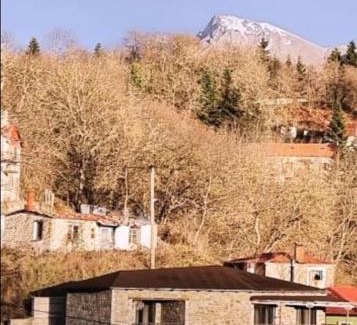 Karpenisi Casa | The Black Chestnut