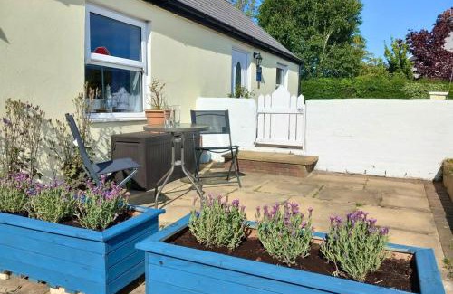 Andreas Casa | The Blacksmiths Cottage