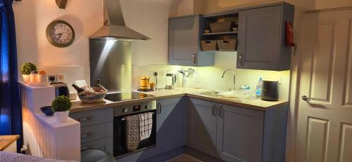 Andreas Casa | The Blacksmiths Cottage