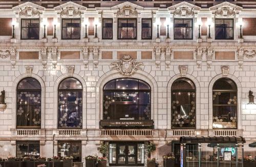 The Loop Hotel | The Blackstone, Autograph Collection