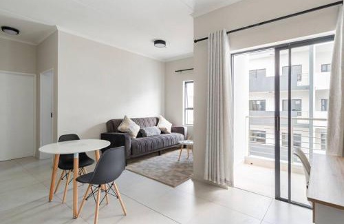 Greater Johannesburg Metropolitan Area Apartamento | The Blissful Abode by BK Hospitable