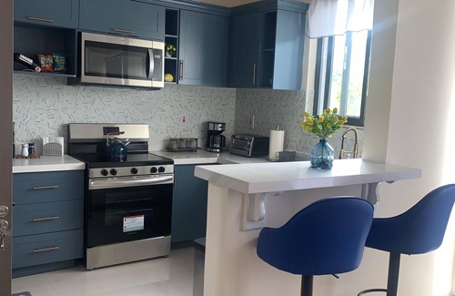 Beverly Hills Apartamento | The Blooming Blaze W/ Pool