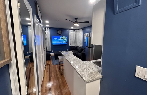 Allentown Apartamento | The Blue backyard studio suite!! Convenience and practicality in one place!!