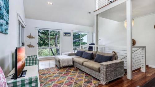 Hawks Nest Casa | The Blue Beach House