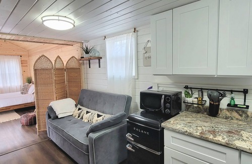 Logan Cabina | The Blue Bird "Shipping Container home" Newly Upgraded!