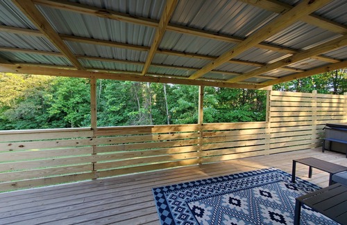 Logan Cabina | The Blue Bird "Shipping Container home" Newly Upgraded!