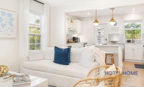 Central Park Casa | The Blue Door Villa